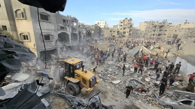 العدوان الصهيوني على غزة : نزوح 810 آلاف فلسطيني من رفح خلال الاسبوعين  الماضيين