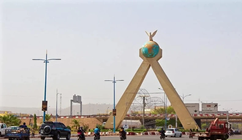 مالي: ائتلاف معارض يتحدى "التعليق غير القانوني" لنشاط الأحزاب السياسية في البلاد