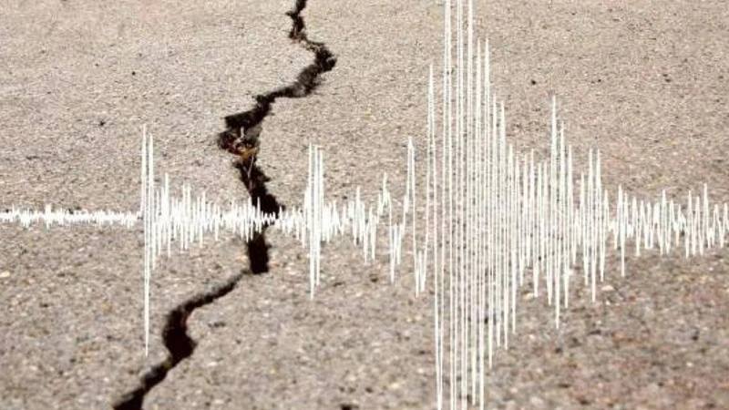 زلزال بقوة 6.9 يضرب ساحل بيرو وتحذيرات من تسونامي