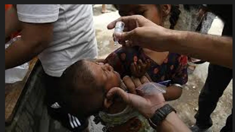 إطلاق حملة التطعيم ضد شلل الأطفال في غزة نهاية أوت