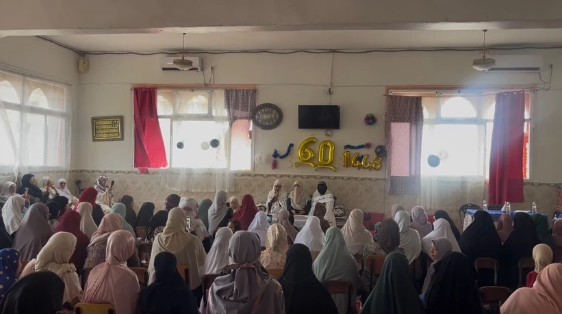 تزامنا مع حلول السنة الهجرية الجديدة : تكريم خاتمات كتاب الله واطلاق المدرسةالقرآنية الصيفية  من مسجد الفتح