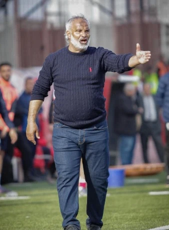 ترسيم الطاهر شريف الوزاني مدربا جديدا لمولودية وهران