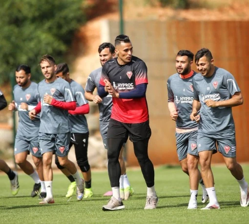 وفد الحمراوة يشد الرحال إلى العاصمة يوم الاثنين:  لجنة الطعون تؤكد عقوبة زغبة وترفض طلب الإدارة