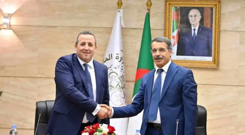 محمد لمين لبو يتسلم مهامه وزيرا للمالية