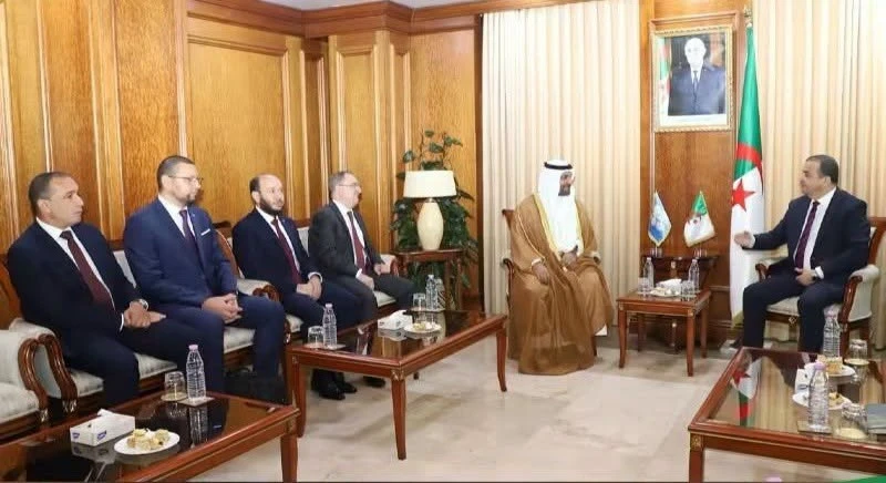عرقاب يبحث مع الأمين العام لمنظمة "أوبك" تطورات سوق النفط