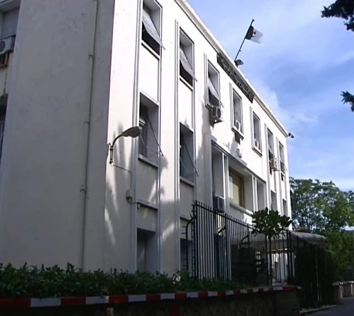 وزارة التربية: تعليق الدراسة يومي الأربعاء والخميس في الولايات التي ستشهد هبوب رياح قوية