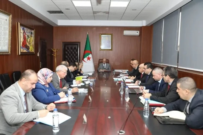 وزارة العمل اجتماع تنسيقي لتقييم حصيلة النشاطات المنجزة