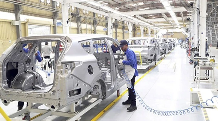 صناعة السيارات : فتح باب الترشح أمام الكفاءات الجزائرية لإنشاء مجلس للخبرات  الوطنية