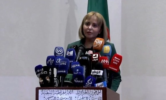 حملاوي تبرز أهمية توسيع النقاش مع جميع فعاليات المجتمع المدني