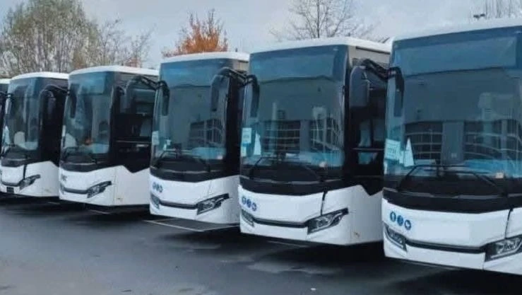 برنامج استيراد 10 آلاف حافلة: استلام أول شحنة بميناء الجزائر