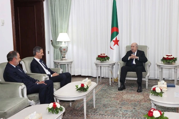 رئيس الجمهورية يستقبل الرئيس المدير العام للشركة البحرية العالمية "سي أم آ  - سي جي أم"