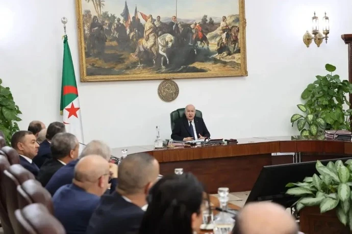 رئيس الجمهورية يأمر بالشروع في تصدير فوسفات منجم بلاد الحدبة خلال مارس 2027