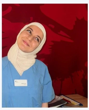 فيما أكدت سفارة الجزائر ببرلين تكفلها بالقضية .....سفيان شايب يتحادث مع السفير الألماني بشأن الجريمة التي أودت بحياة الشابة رحمة