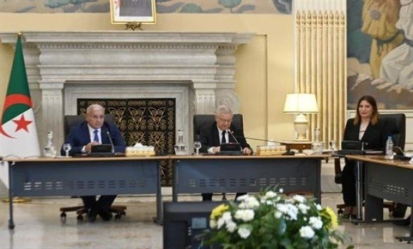 ناصري وبوغالي يترأسان اجتماعا لمكتبي مجلس الأمة والمجلس الشعبي الوطني