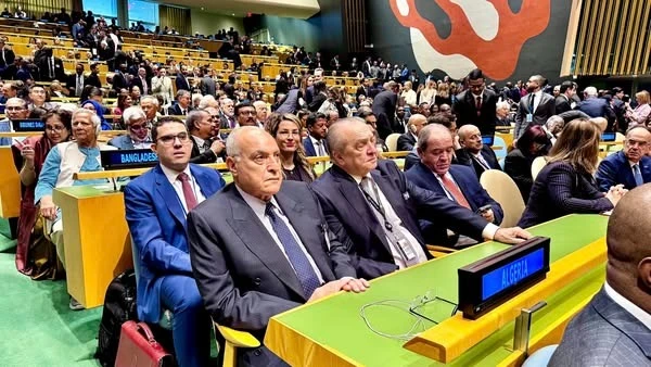 عطاف يشارك  بنيويورك في الجلسة الافتتاحية للنقاش العام للجمعية العامة للأمم المتحدة🇺🇳 في دورتها الثمانين