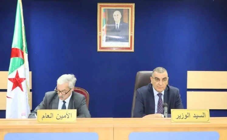 جلاوي يترأس اجتماعا جهويا لتقييم تقدم مشاريع القطاع