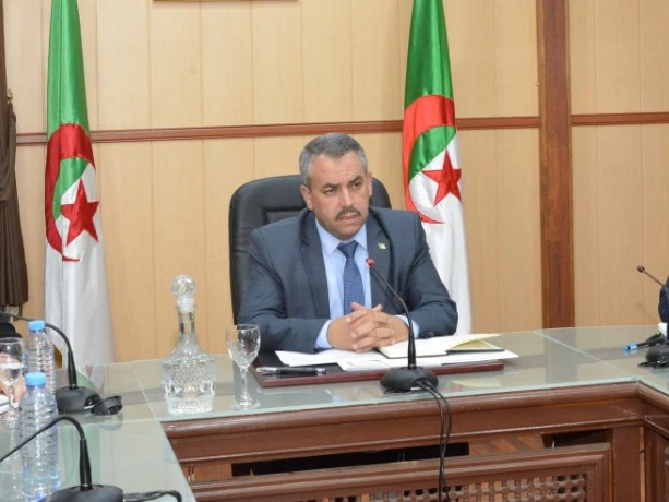 وزير التربية يترأس ندوة حول الترتيبات التنظيمية لامتحانات شهادتي التعليم  المتوسط والبكالوريا