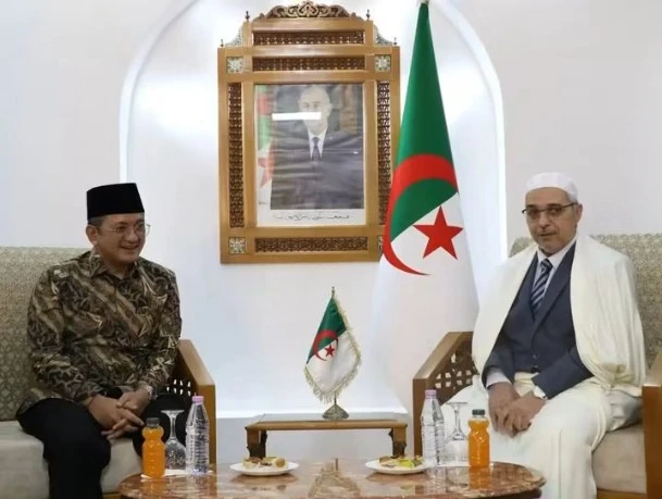 رئيس المجلس الإسلامي الأعلى يستقبل سفير جمهورية إندونيسيا بالجزائر