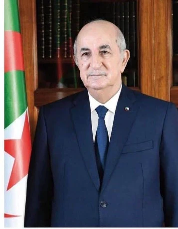 رئيس الجمهورية يجري حركة جزئية في سلك الولاة والولاة المنتدبين والأمناء العامين للولايات