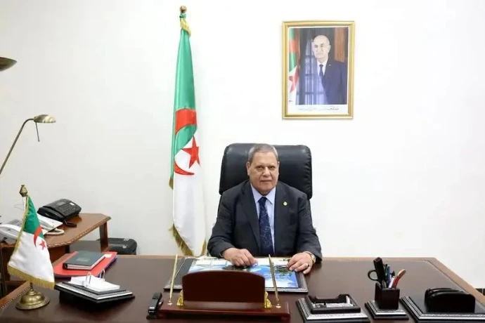 تنصيب  بن علية بلحواجب رئيسا للمجموعة البرلمانية للثلث الرئاسي مجلس الأمة
