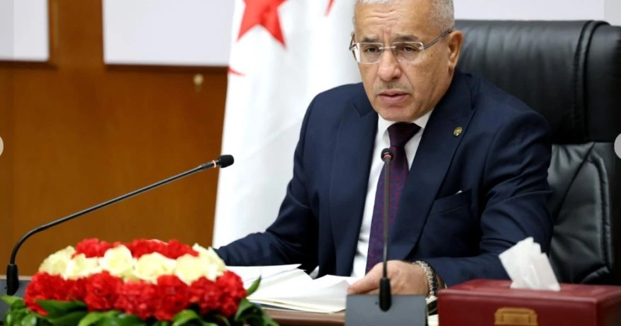 بوغالي يهنئ سيدات الجزائر  للجمباز على التتويج  الإفريقي ونجمة المنتخب كيليا نمور