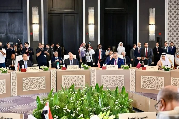 عطاف يدعو إلى تكثيف التحرك السياسي والدبلوماسي للتصدي للإجراءات  الأحادية الرامية إلى تغيير الطابع التاريخي للقدس الشريف