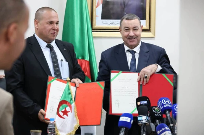 سعيود  يشرف على تنصيب بن بابا علي عبد الكريم واليا لولاية  العريشة