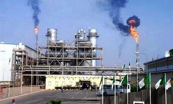 رئيس الجمهورية يصف سوناطراك بالدرع الذي يحمي الجزائر