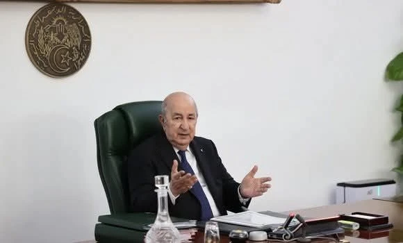 رئيس الجمهورية يأمر بتعميق شامل للدراسات المتعلقة بالجيل الخامس لشبكات الاتصال للهاتف النقال