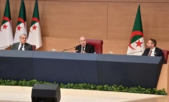 رئيس الجمهورية يعلن عن استحداث الشباك الوحيد لتنظيم و تأطير و توجيه المشاريع الاستثمارية