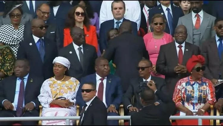 بتكليف من رئيس الجمهورية, السيدة منصوري تشارك في مراسم تنصيب رئيس الغابون