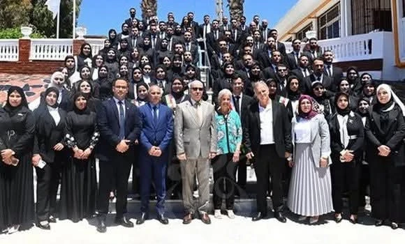 سايحي يشرف على تخرج الدفعة الـ 11 للمتصرفين الرئيسيين لمصالح الصحة