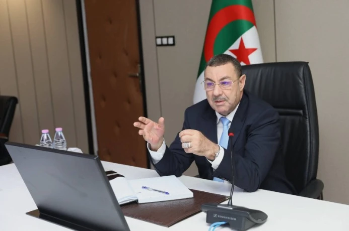 وزير الداخلية والجماعات المحلية والنقل يؤكد على عصرنة  مطار الجزائر الدولي وتسريع وتيرة التنفيذ