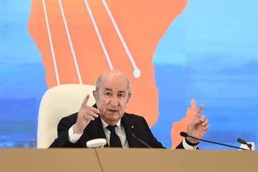 رئيس الجمهورية: الدولة متمسكة بمجانية التعليم