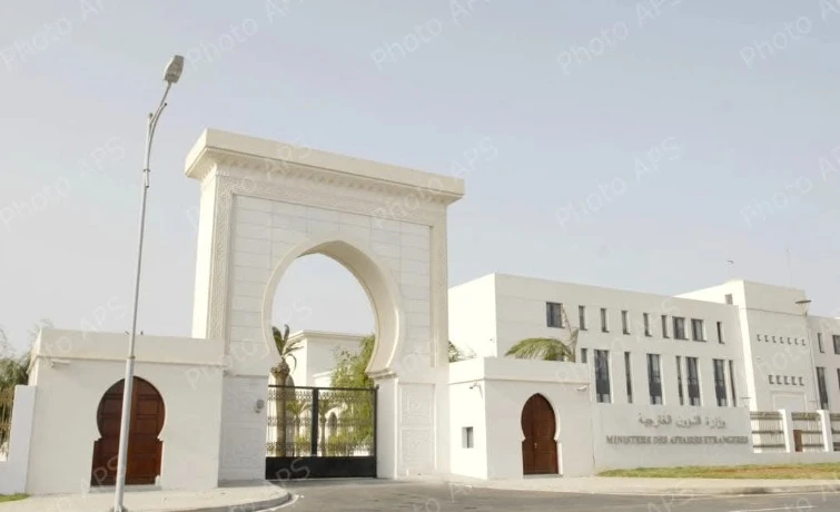 إجلاء 11 مواطنا جزائريا ممن شاركوا في "قافلة الصمود" عبر أراضي المملكة الأردنية