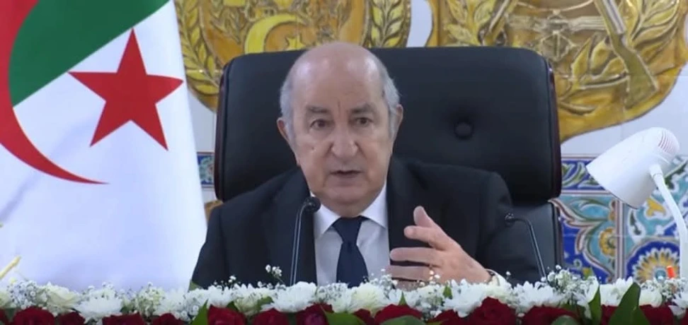 رئيس الجمهورية: الجيش الوطني الشعبي أصبح مدرسة عليا للوطنية