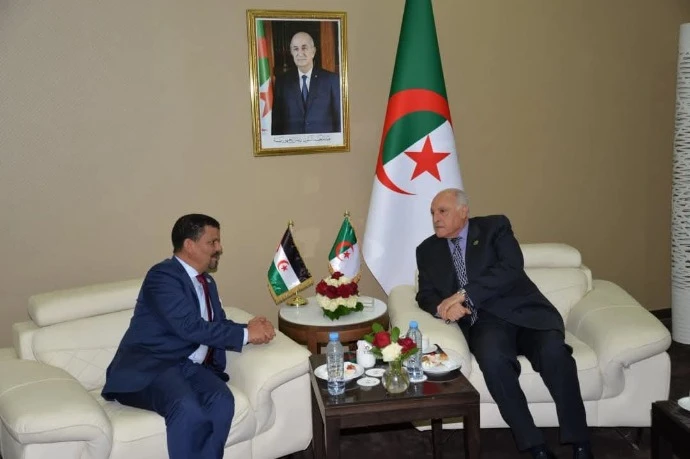 عطاف يستقبل نظيره الصحراوي