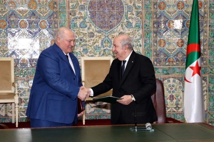 الرئيس البيلاروسي ينهي زيارة رسمية إلى الجزائر