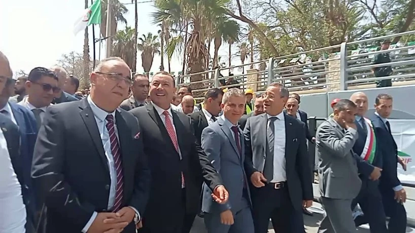 سعيود يكشف من معسكر ...انشاء شركة النقل الجوي الداخلي قريبا