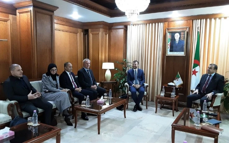 محروقات ومناجم :  عرقاب يبحث توسيع التعاون مع ممثلي الشركة البرازيلية  "ويغ"