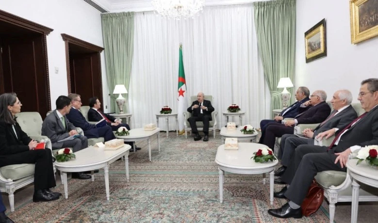 رئيس الجمهورية يستقبل وزير الشؤون الخارجية والاتحاد الأوروبي والتعاون لمملكة إسبانيا