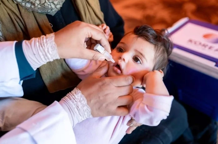 انطلاق الحملة الوطنية للتلقيح ضد شلل الأطفال غدا ...   200 ألف جرعة لتطعيم 100 ألف طفل