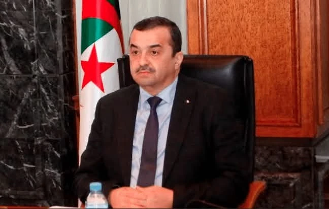 بتكليف من رئيس الجمهورية, عرقاب في زيارة عمل إلى النيجر لمتابعة مشاريع الشراكة محروقات