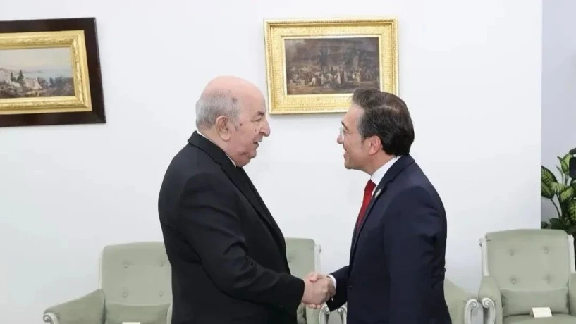 رئيس الجمهورية يعيد تفعيل معاهدة الصداقة وحسن الجوار والتعاون مع إسبانيا