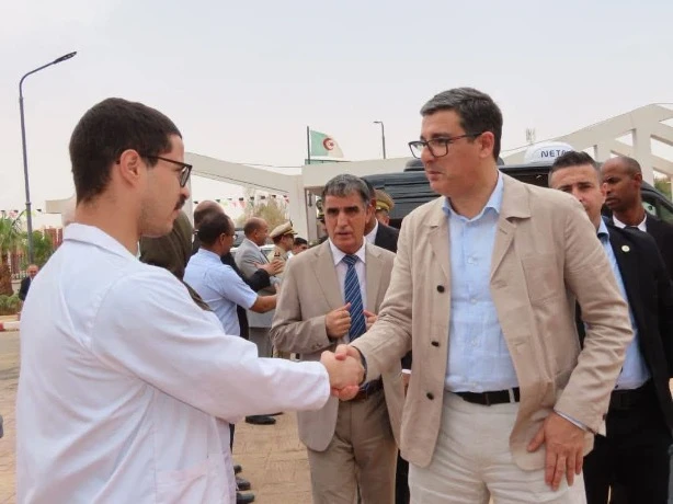 آيت مسعودان  يؤكد مواصلة تدعيم ولايات جنوب البلاد بأقطاب امتياز لتعزيز التغطية الصحية