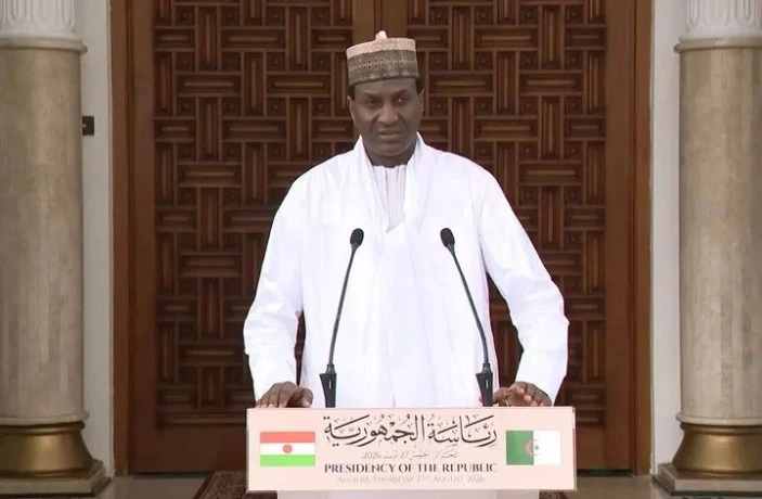 الوزير الأول لجمهورية النيجر يشيد بعمق العلاقات الثنائية التي تجمع الجزائر ببلاده