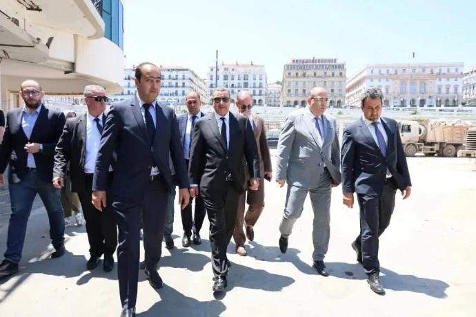 ميناء الجزائر : سعيود يشدد على ضرورة استقبال المسافرين في أفضل الظروف وتسريع معالجة البضائع