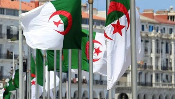 أحزاب سياسية تستنكر التحامل الخطير للحكومة الانتقالية بمالي وتؤكد دعمها  المطلق للموقف السيادي للجزائر