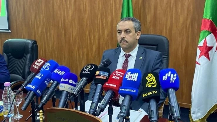 القانون الأساسي والنظام التعويضي لأسلاك التربية : الوزارة تستأنف اجتماعاتها  مع النقابات