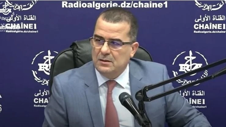 وزير العمل يؤكد على ضرورة تعزيز أدوات الضمان الاجتماعي التكميلي